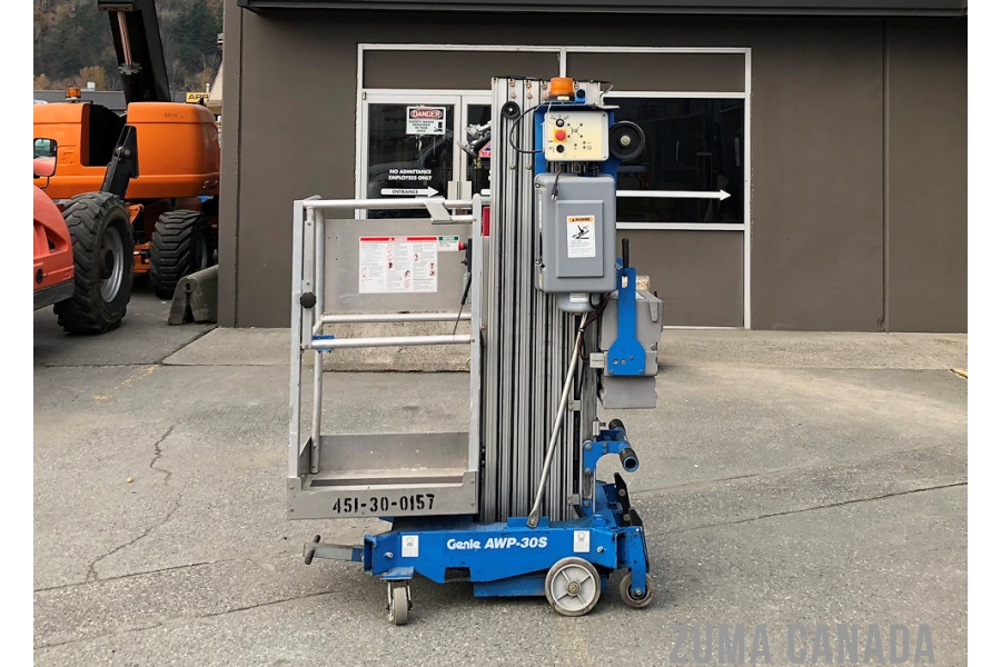 2013 Genie AWP-30S