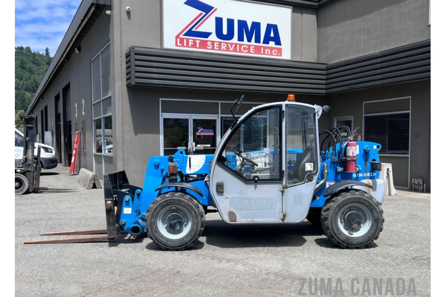2013-Genie  GTH-5519