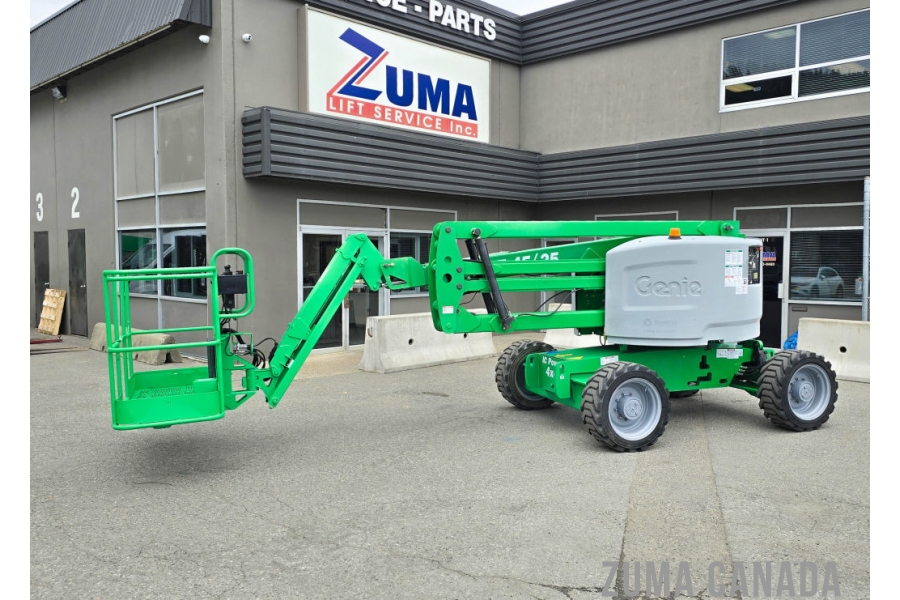 2015-Genie  Z45-25J