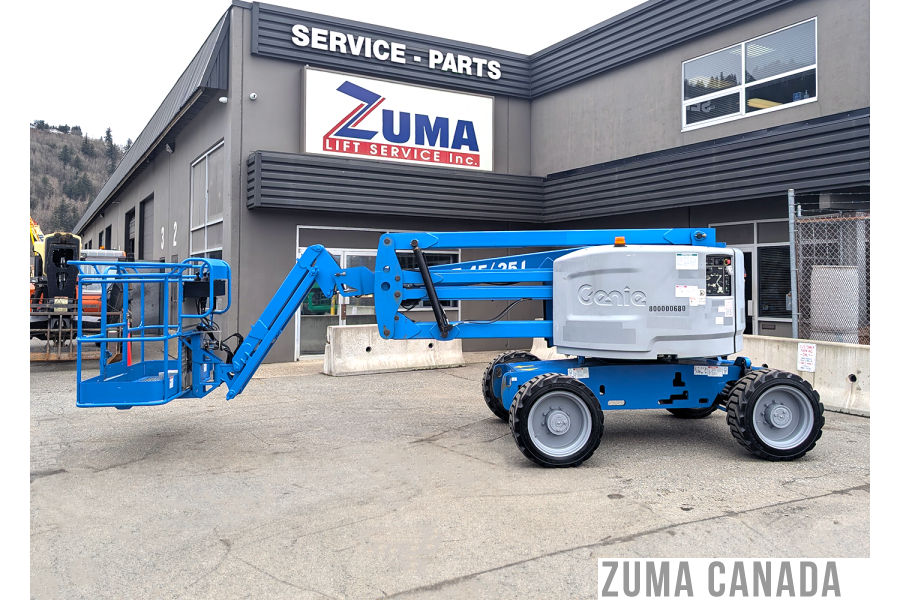 2013-Genie  Z45-25J