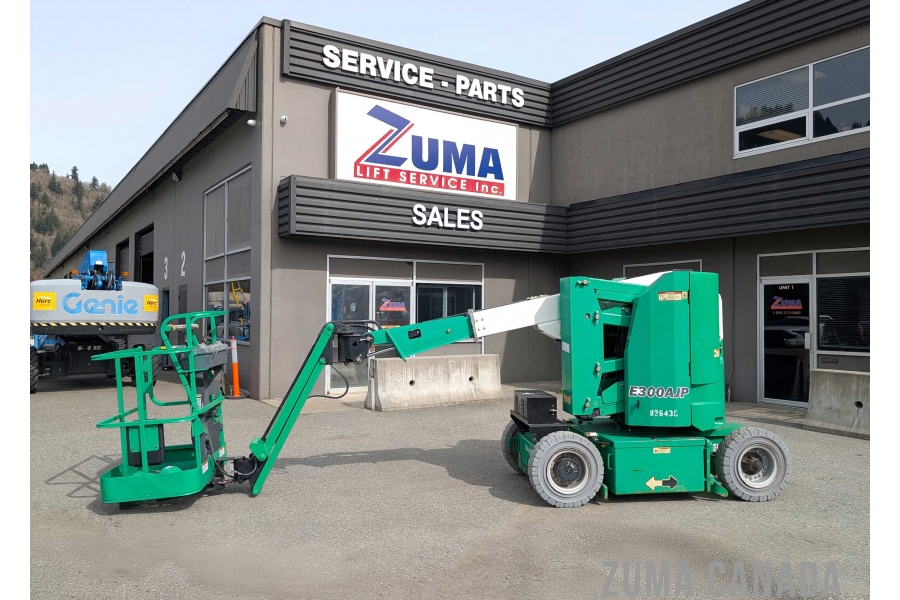 2016-JLG E300AJP