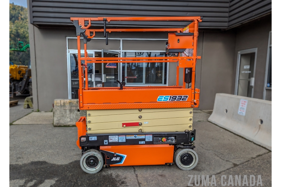 NEW JLG ES1932 Scissor Lift