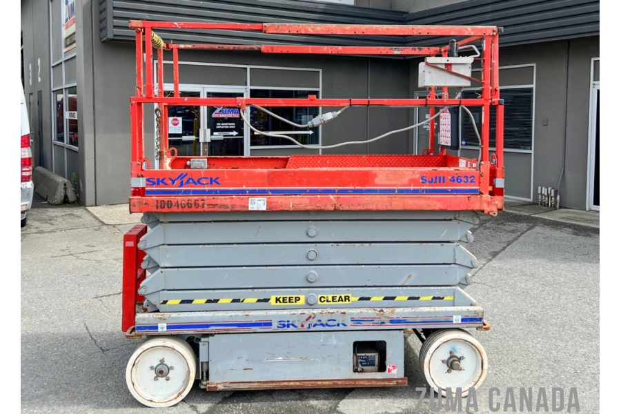 2012-Skyjack SJIII-4632